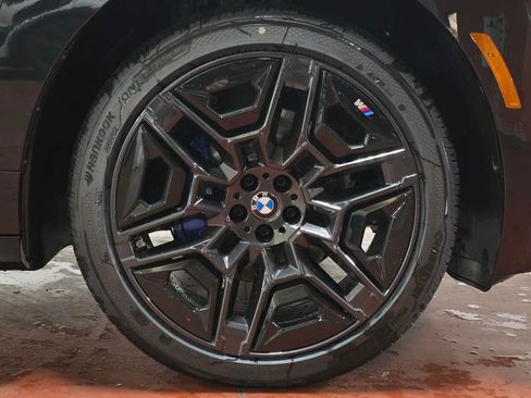 Used 2026 BMW iX xDrive60 w/ M Sport Package AWD/4WD image 9