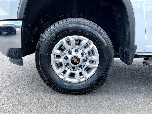 Certified 2025 Chevrolet Silverado 2500 LT w/ Convenience Package AWD/4WD image 9