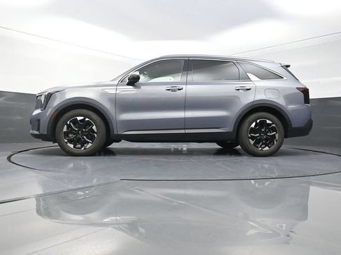 Used 2024 Kia Sorento S FWD image 33