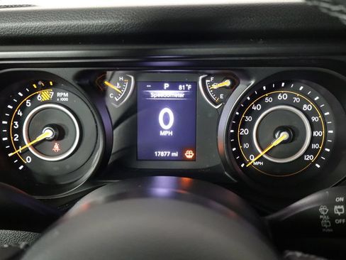 Used 2026 Jeep Wrangler Unlimited Sport AWD/4WD image 11