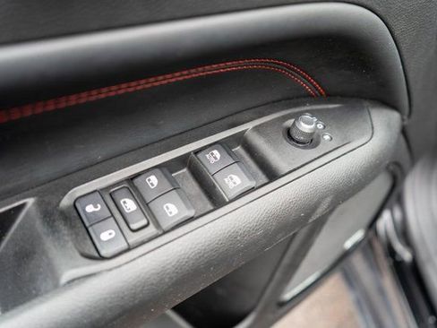 Used 2022 Jeep Compass Trailhawk w/ Trailhawk Elite Group AWD/4WD image 23