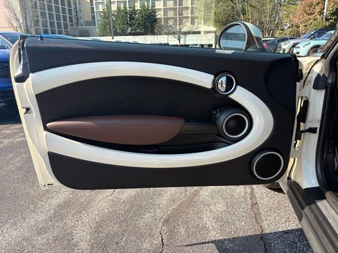 Used 2012 MINI Cooper S image 30