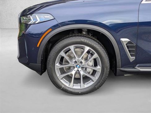 Used 2026 BMW X5 xDrive40i AWD/4WD image 10