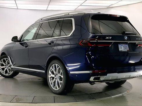 New 2026 BMW X7 xDrive40i image 2