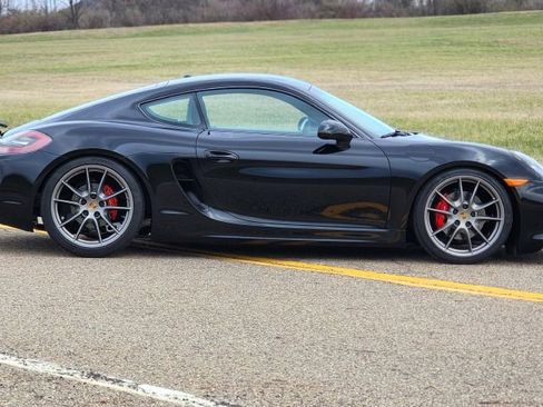 Used 2015 Porsche Cayman GTS image 10