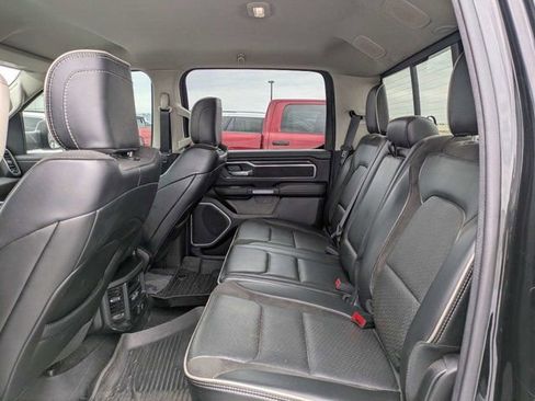 Used 2022 RAM 1500 Laramie AWD/4WD image 13
