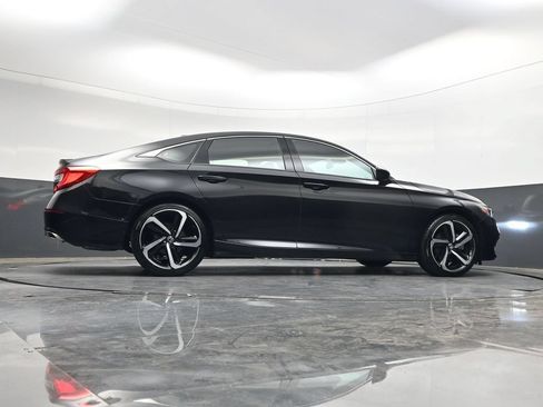 Used 2019 Honda Accord Sport image 31