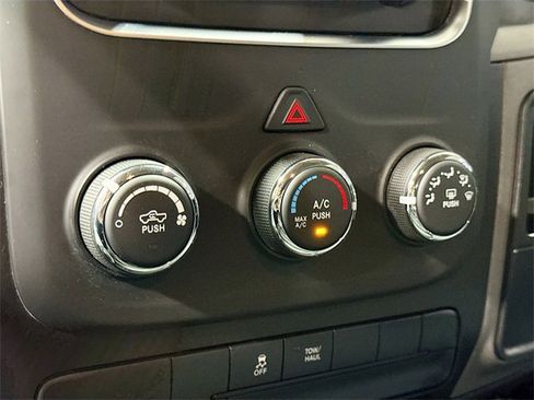 Used 2019 RAM 1500 Express image 17
