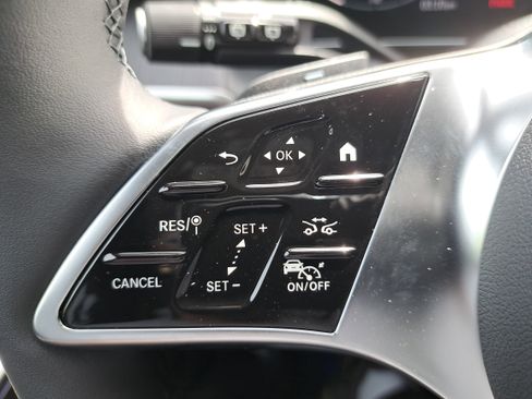 New 2026 Mercedes-Benz GLC 300 image 17