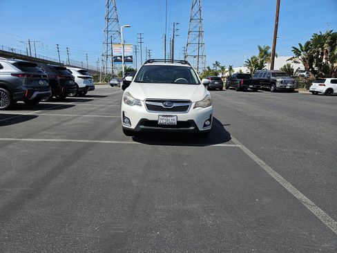 Used 2016 Subaru Crosstrek 2.0i Limited image 2