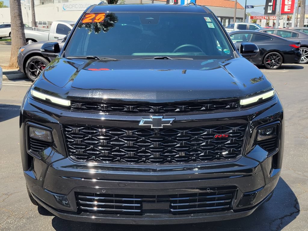 Used 2025 Chevrolet Traverse RS w/ LPO, Floor Liner Package FWD image 34