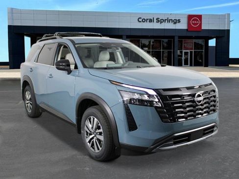 New 2026 Nissan Pathfinder SL image 7