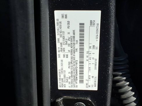 Used 2019 Ford F150 Lariat w/ Equipment Group 502A Luxury AWD/4WD image 30