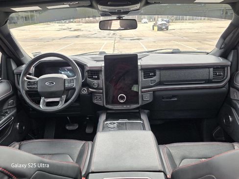 Used 2023 Ford Expedition Max Limited AWD/4WD image 25
