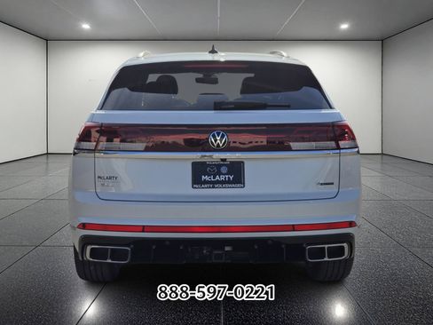 Certified 2025 Volkswagen Atlas Cross Sport SEL Premium R-Line image 4