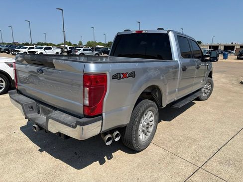 Used 2022 Ford F250 XLT AWD/4WD image 10