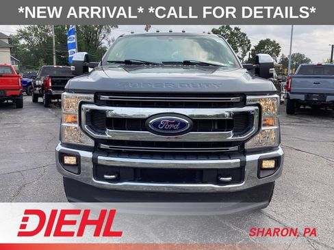 Used 2022 Ford F250 XLT w/ XLT Premium Package AWD/4WD image 2