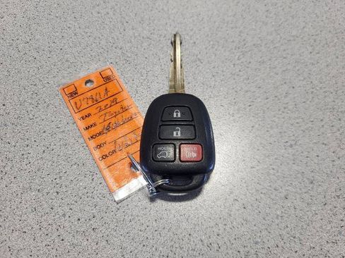 Used 2019 Toyota Highlander Plus image 32