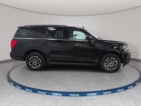 Certified 2023 Ford Expedition XLT AWD/4WD image 5