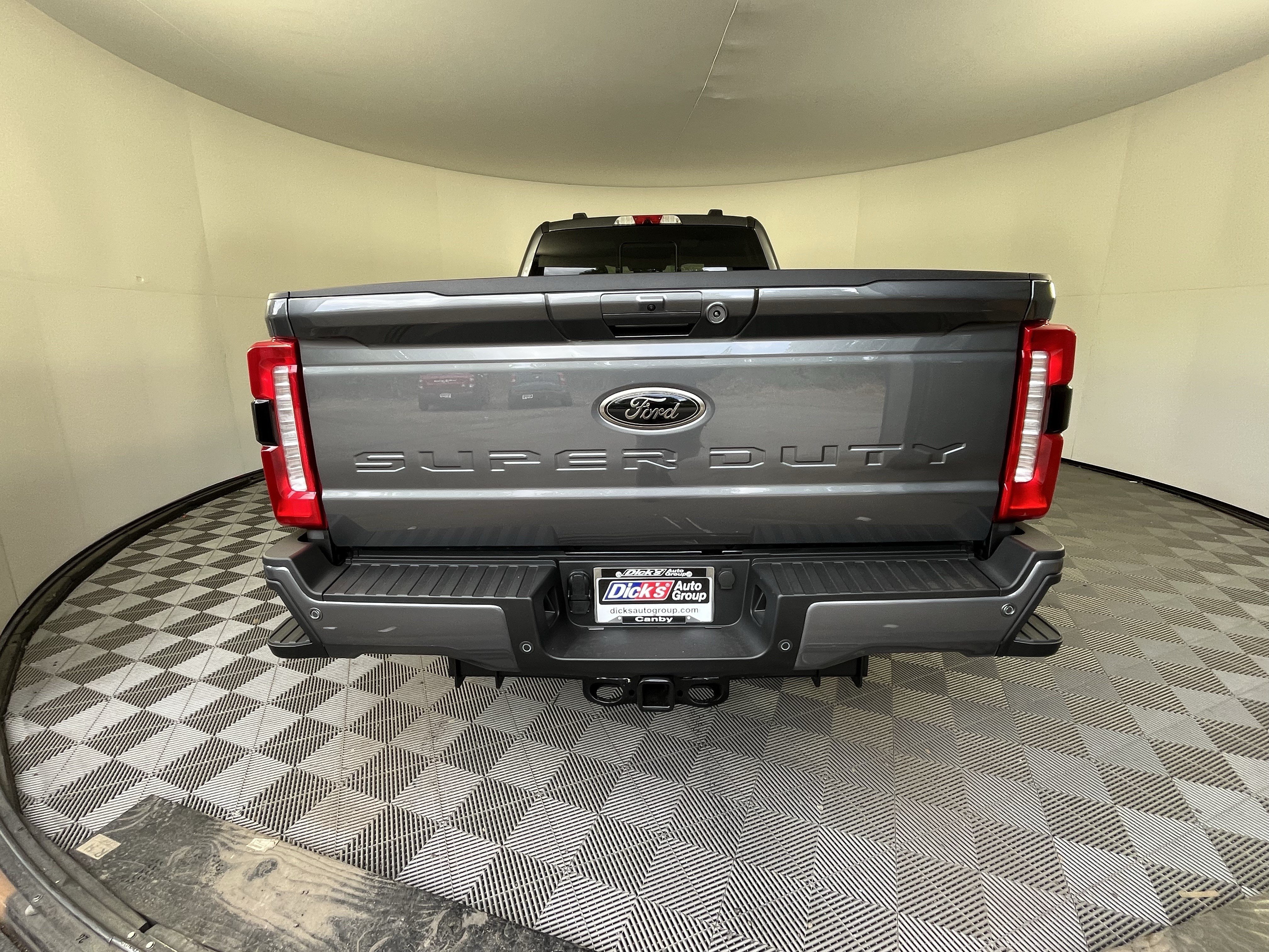 New 2026 Ford F350 Lariat w/ Black Appearance Package AWD/4WD image 4