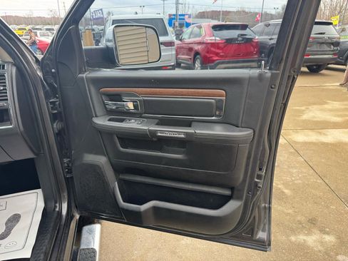 Used 2018 RAM 2500 Laramie AWD/4WD image 15