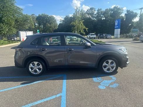 Certified 2023 Honda HR-V LX image 9