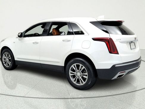 Used 2021 Cadillac XT5 Premium Luxury w/ LPO, Floor Liner Package FWD image 3