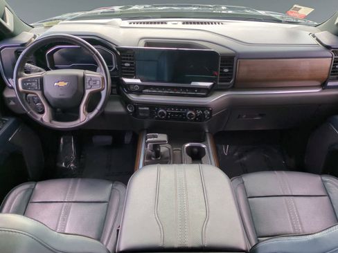 Used 2023 Chevrolet Silverado 1500 High Country w/ Technology Package image 10