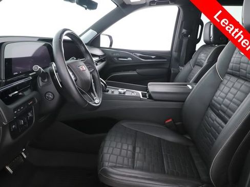 Used 2024 Cadillac Escalade V w/ LPO, ONYX Package AWD/4WD image 17