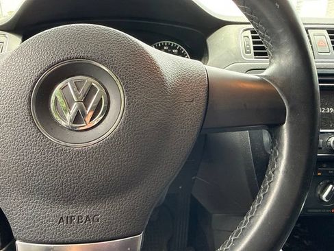 Used 2013 Volkswagen Jetta TDI FWD image 10