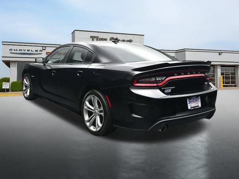 Used 2022 Dodge Charger R/T RWD image 3