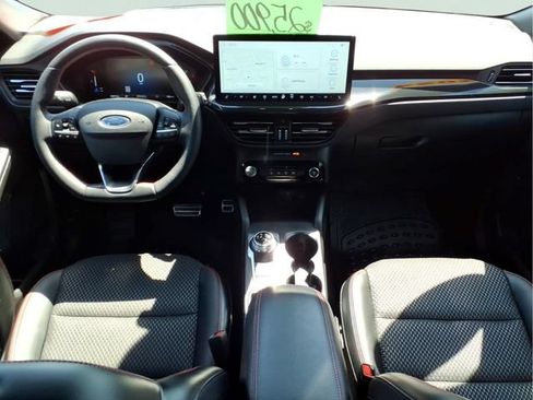 Certified 2024 Ford Escape ST-Line w/ Tech Pack #1 AWD/4WD image 11
