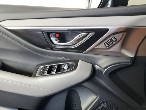 Used 2024 Subaru Outback Limited image 29
