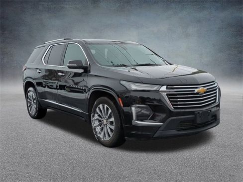 Certified 2022 Chevrolet Traverse Premier image 3
