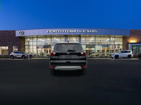 Used 2019 Ford Escape SE image 19