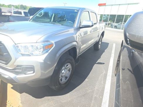 Used 2023 Toyota Tacoma SR image 7