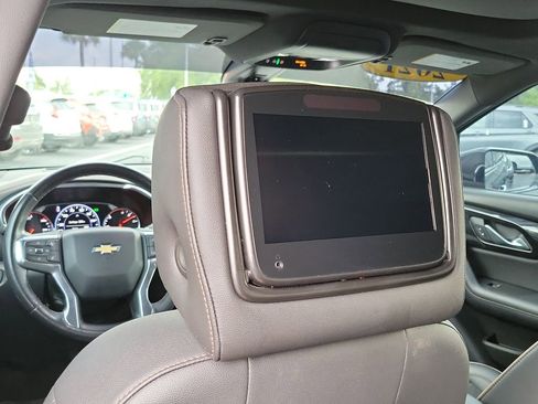 Used 2021 Chevrolet Blazer Premier w/ Driver Confidence II Package FWD image 14