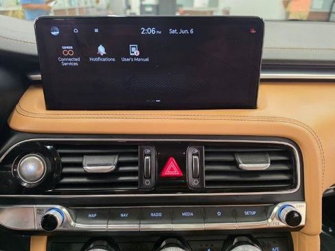 Used 2022 Genesis G70 3.3T AWD/4WD image 24