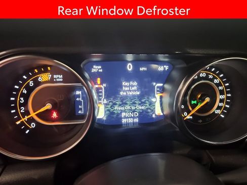 Used 2022 Jeep Wrangler Unlimited Sport AWD/4WD image 9