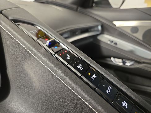 Used 2023 Chevrolet Corvette Stingray Preferred Cpe w/ 2LT image 26