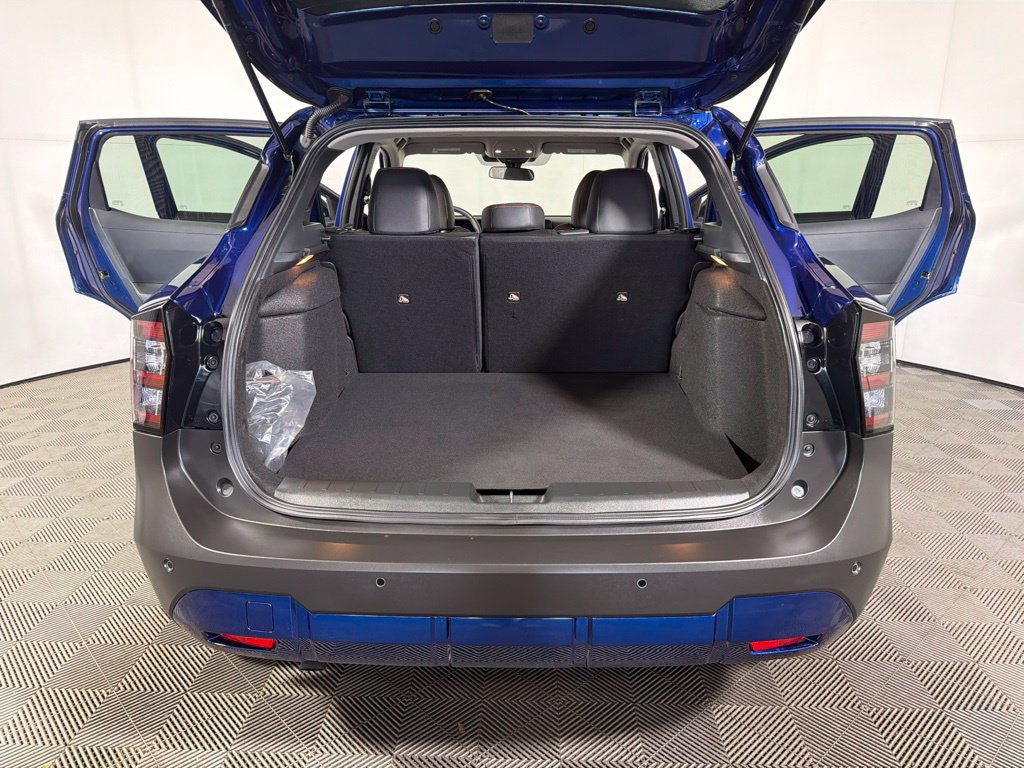 Used 2026 Nissan Kicks SR w/ Cold Weather Package AWD/4WD image 21