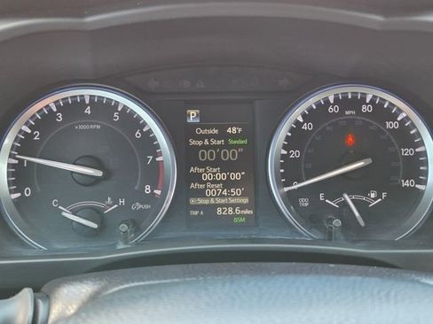 Used 2018 Toyota Highlander SE AWD/4WD image 32
