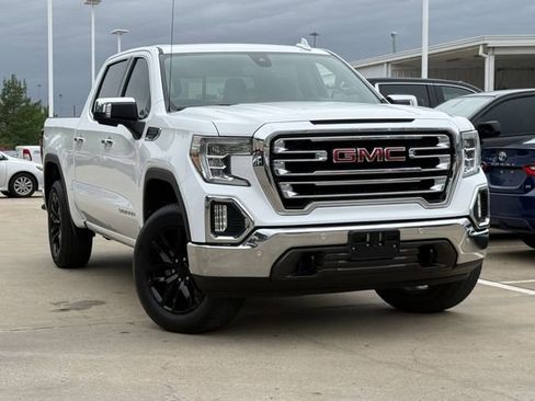 Used 2019 GMC Sierra 1500 SLT RWD image 2