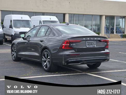 Certified 2025 Volvo S60 B5 Core FWD image 4