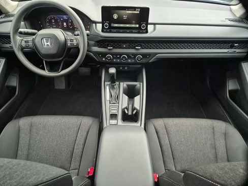 Used 2025 Honda Accord SE image 25