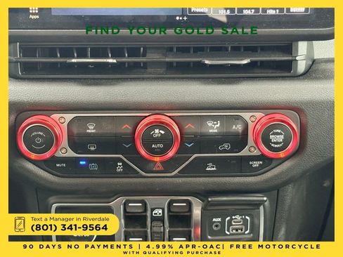 Used 2024 Jeep Wrangler Unlimited w/ LED Headlamp & Fog Lamp Group image 19