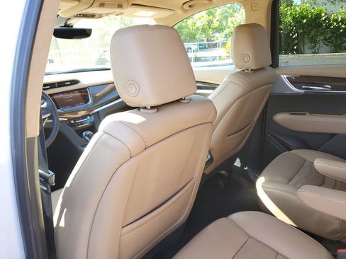 Certified 2024 Cadillac XT6 Premium Luxury w/ Platinum Package FWD image 14