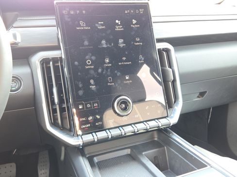 New 2026 GMC Acadia Elevation image 21