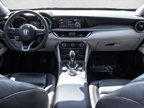 Used 2020 Alfa Romeo Stelvio Ti AWD/4WD image 19