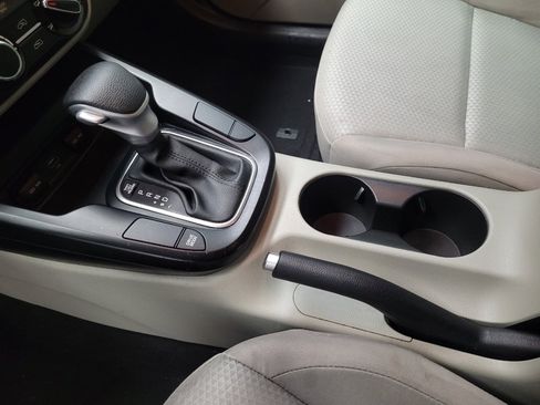 Used 2023 Kia Soul LX image 26